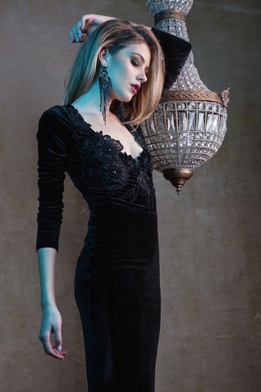 Rochie LaDonna Embroidered Velvet Black – Rochii –